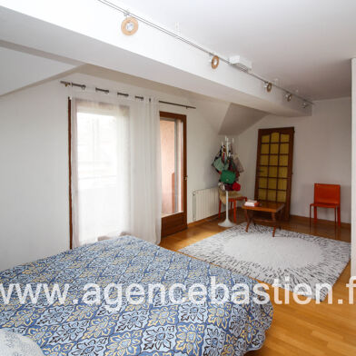 Appartement 5 pièces 890000 €