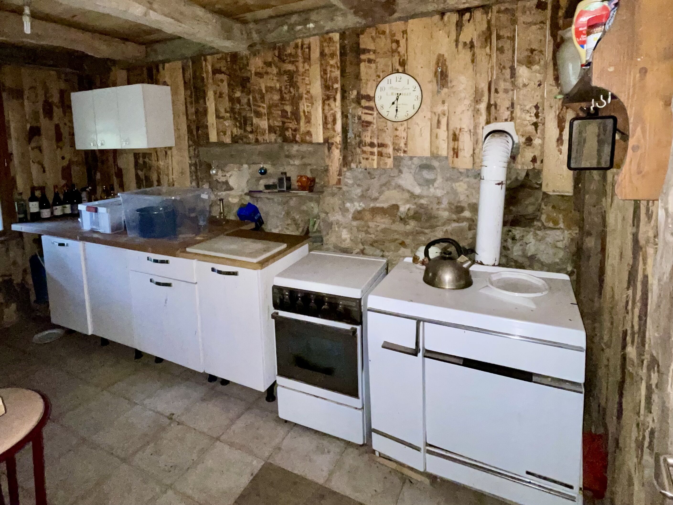 Etable dans domaine forestier