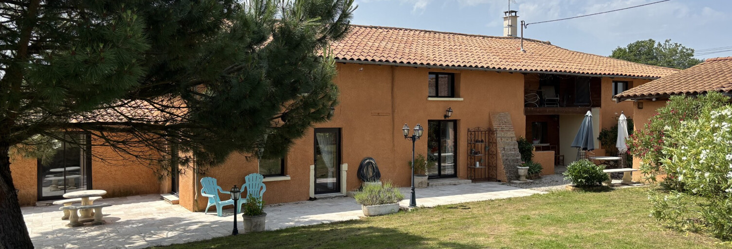 Maison 10 Pièces 267 m² à vendre à Illiat (01140)