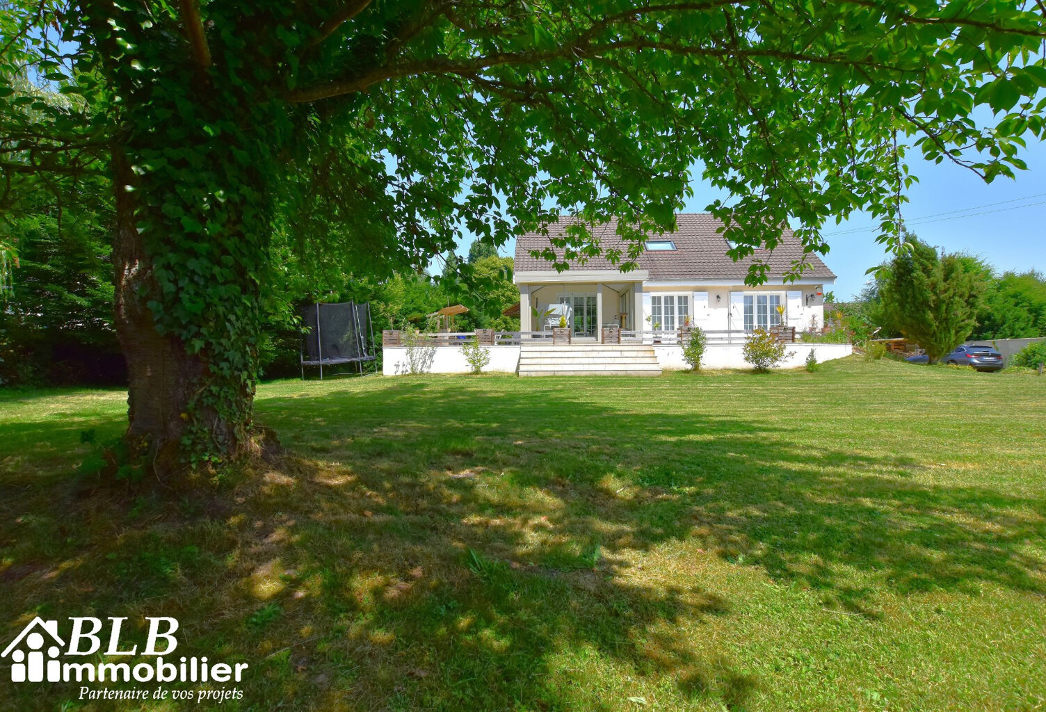 78690 Les Essarts-le-Roi   Spacieuse maison 8 pièces sur 3 1 — photo 1