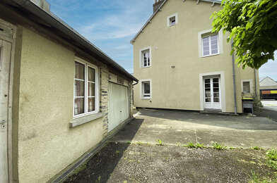 Maison 10 pièces 675200 €