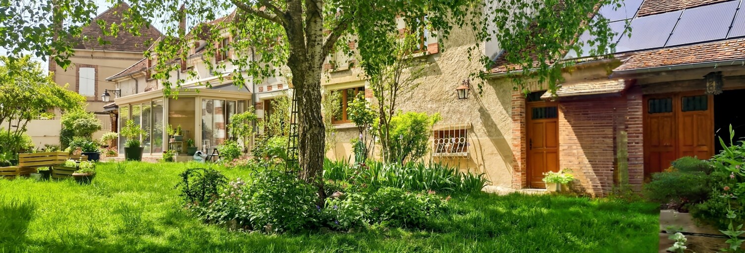 Maison 8 Pièces 211 m² à vendre à Mont-Saint-Sulpice (89250)