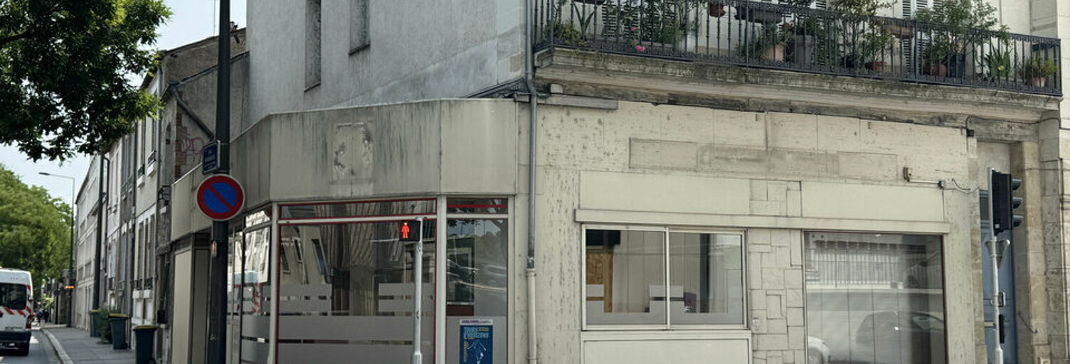 Bureau  90 m² à louer à Tours (37000)