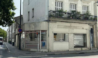 Bureau  90 m² à louer à Tours (37000)