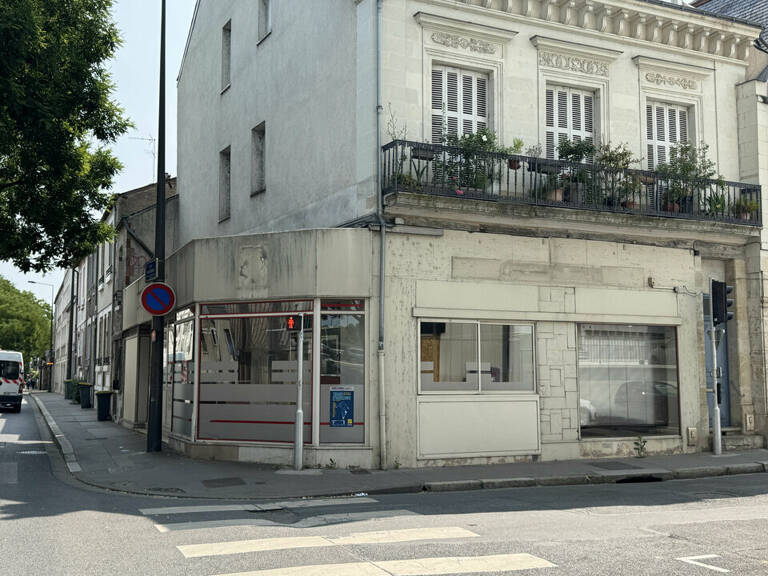 à LOUER — photo 1