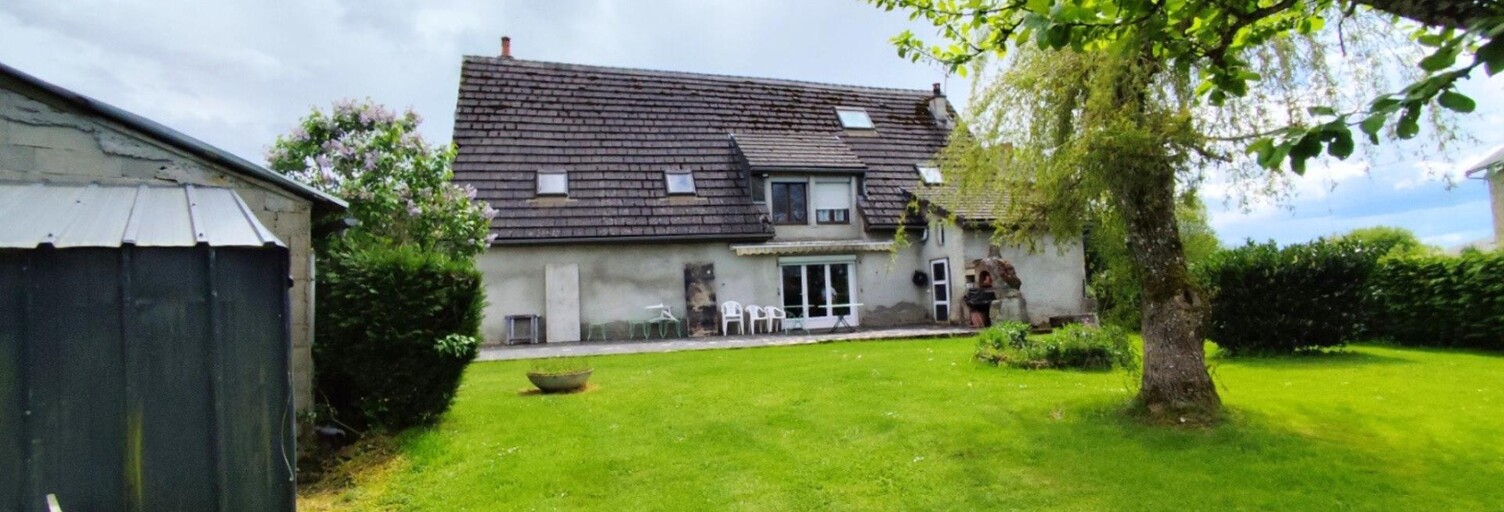 Maison 8 Pièces 200 m² à vendre à Messeix (63750)