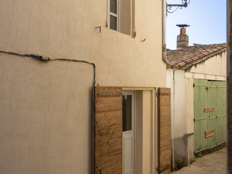 Maison de village rénovée   Ansouis — photo 1