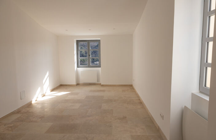 Maison de village rénovée   Ansouis — photo 3