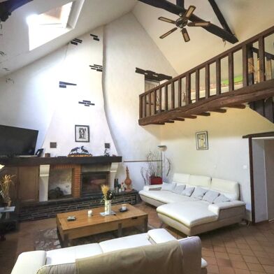 Maison 5 pièces 469900 €