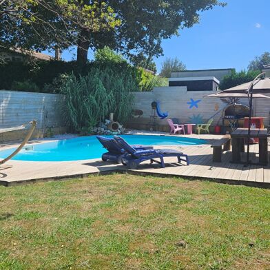 Maison 5 pièces 499000 €