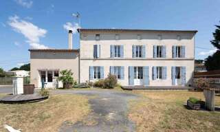 Maison 6 Pièces 250 m² à vendre à Montguyon (17270)