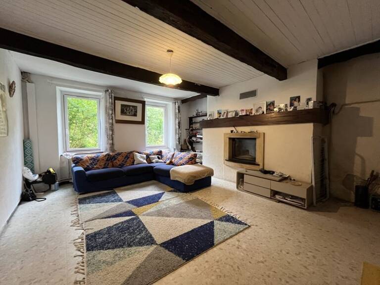 Maison de bourg de 9 pièces principales — photo 1
