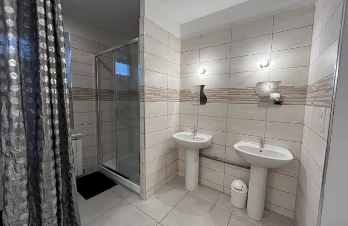 Maison de bourg de 9 pièces principales — photo 3
