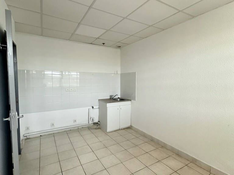 BUREAU 34,6m2 - SAINT GELY DU FESC - ZAC DES VAUTES — photo 1