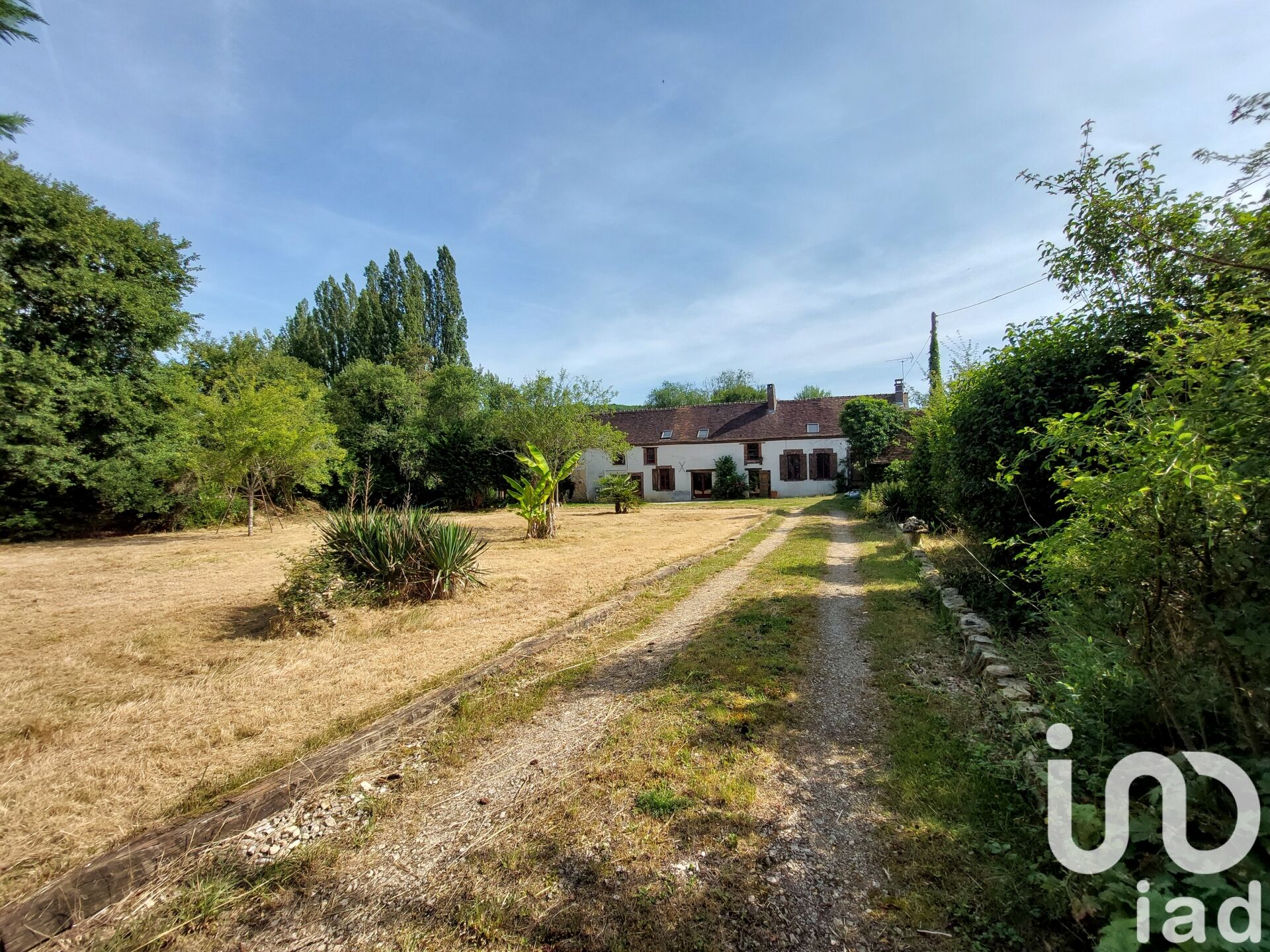 Les-Vallees-De-La-Vanne - 236m² - 6p. - 5ch.