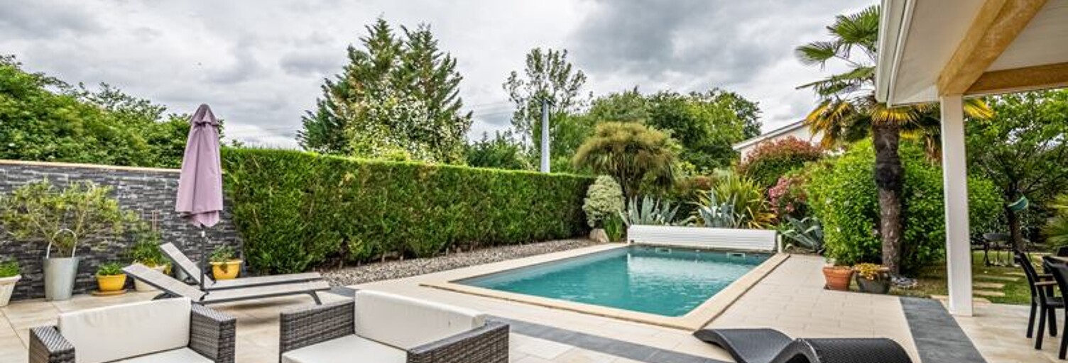 Maison 6 Pièces 165 m² à vendre à Fargues-Saint-Hilaire (33370)