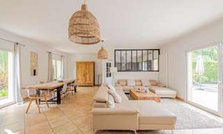 Maison 6 Pièces 165 m² à vendre à Fargues-Saint-Hilaire (33370)