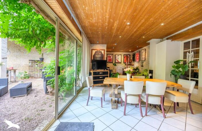 Vente maison 5 pièces 196 m² Sainte-Soulle (17220) — photo 3