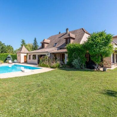Maison 6 pièces 399000 €
