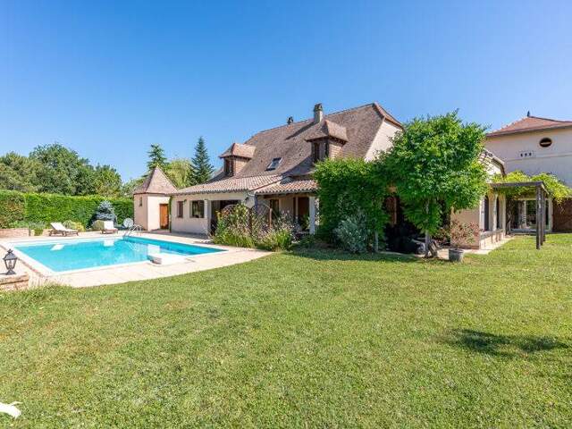 Périgourdine de 6 pièces principales — photo du bien