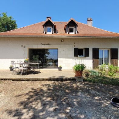 Maison 11 pièces 246000 €