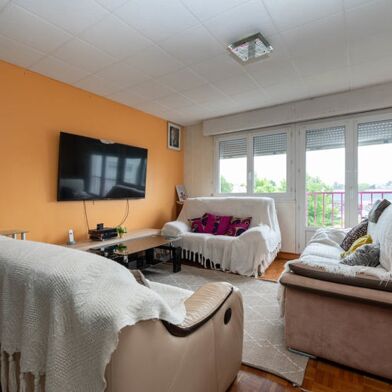 Appartement 4 pièces 182070 €