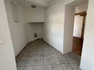 Local professionnel - ROGNES — photo 2