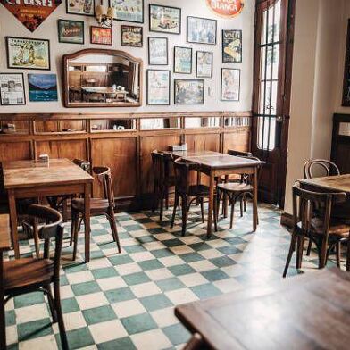 Commerce  154000 €