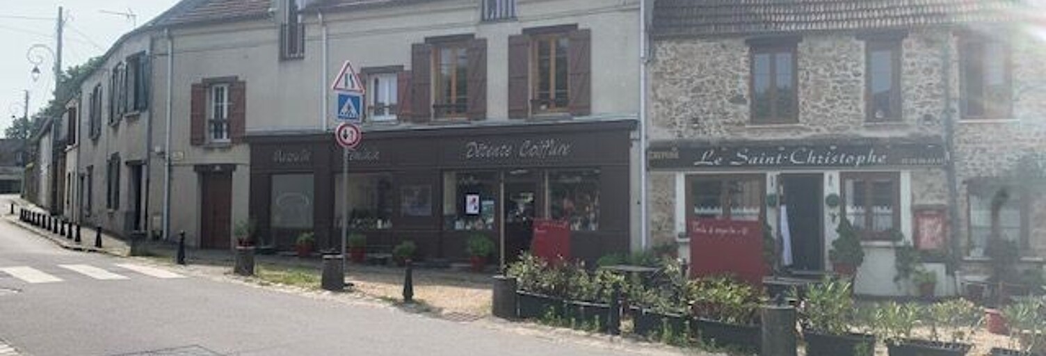 Commerce  53 m² à vendre à Châteaufort (78117)