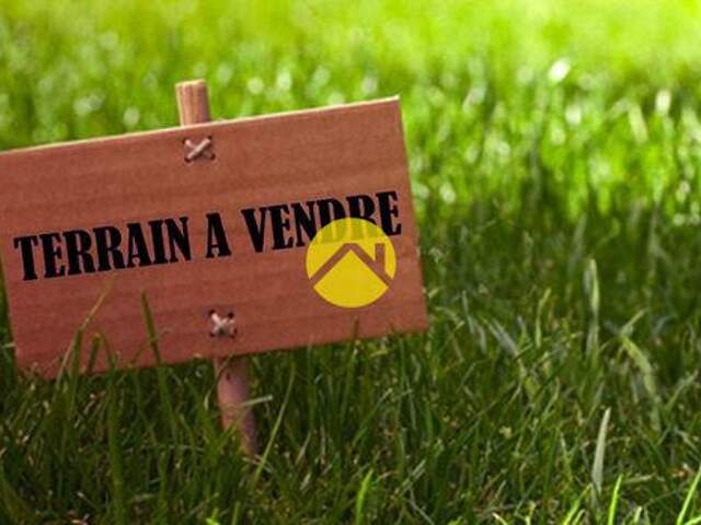 Terrain à bâtir 3000m² — photo du bien