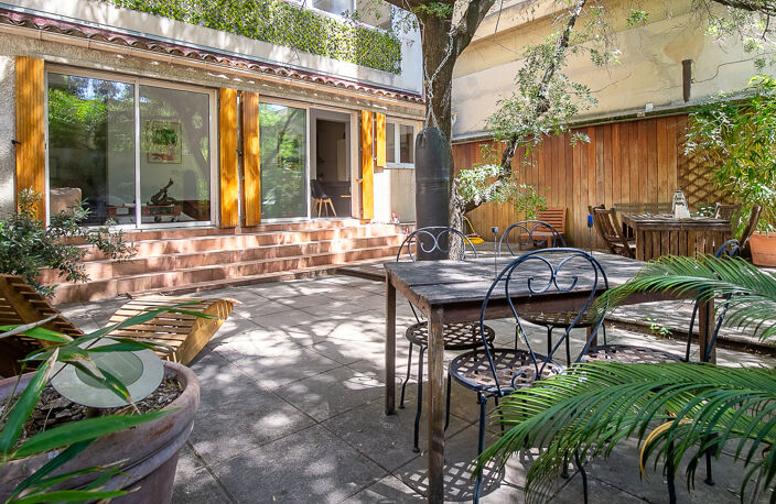 REZ DE JARDIN / BUREAUX PRADO 13008 — photo 4