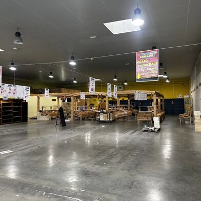 Commerce 3 pièces 7837 €