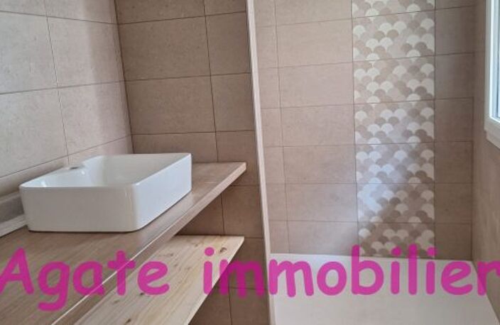 MAISON RENOVEE A LOUER 33840 CAPTIEUX — photo 2
