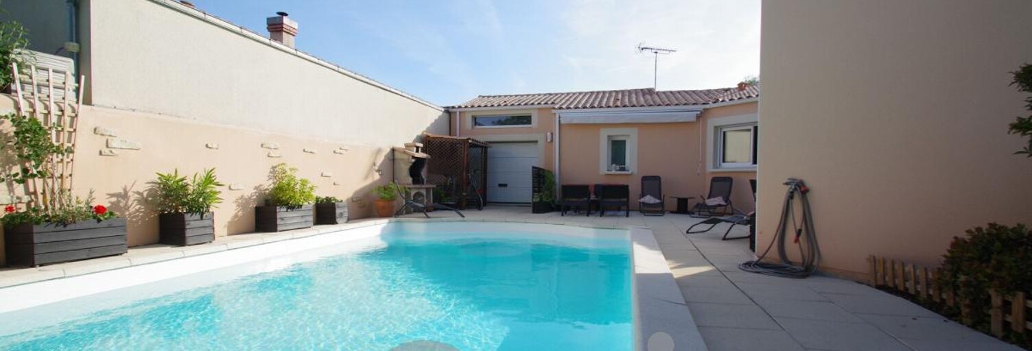 Maison 5 Pièces 128 m² à vendre à Saint-Rogatien (17220)