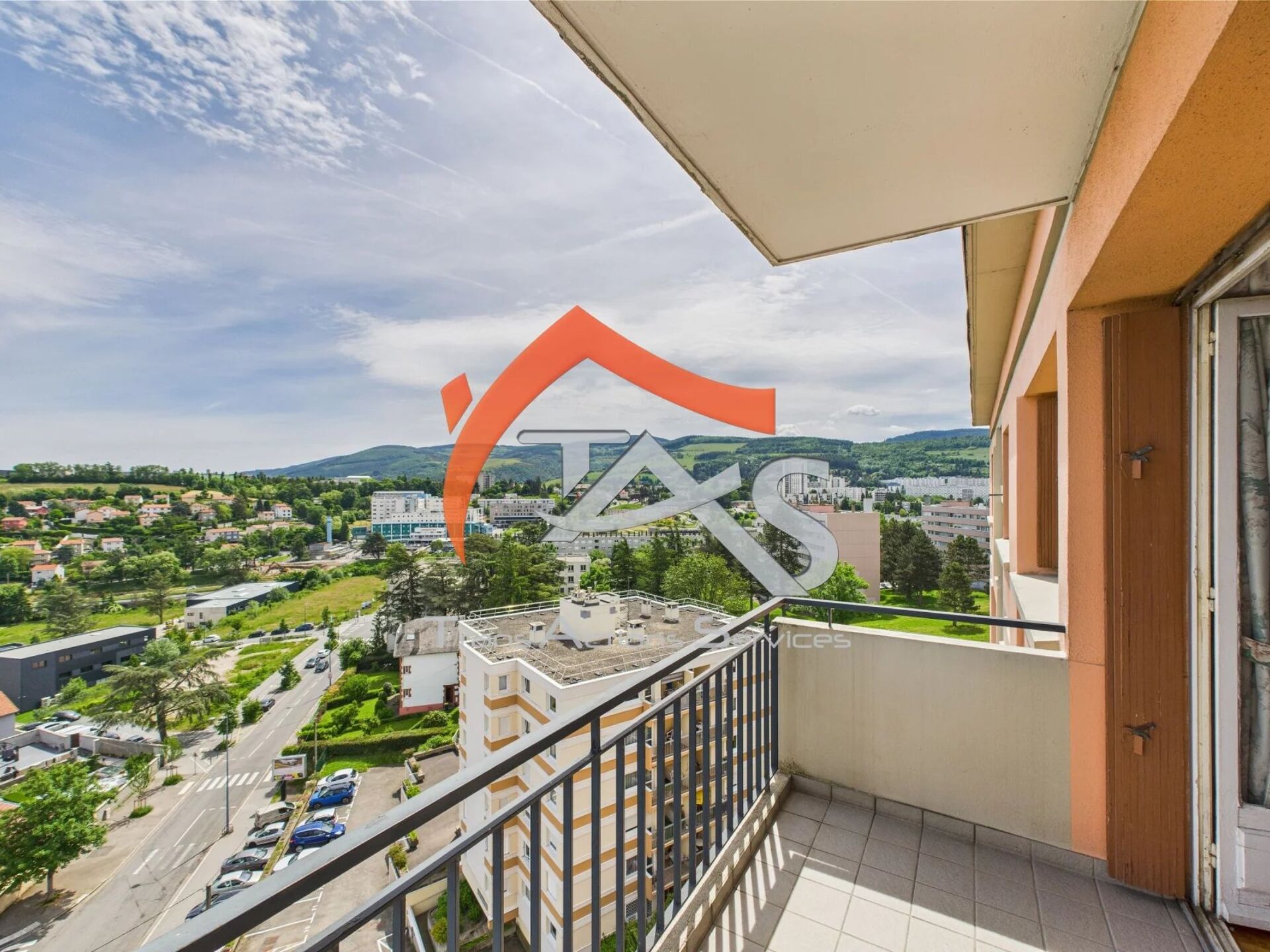 Appartement 3 pièces 75 m² · à Saint-Étienne · 75 m² · 62 000 €