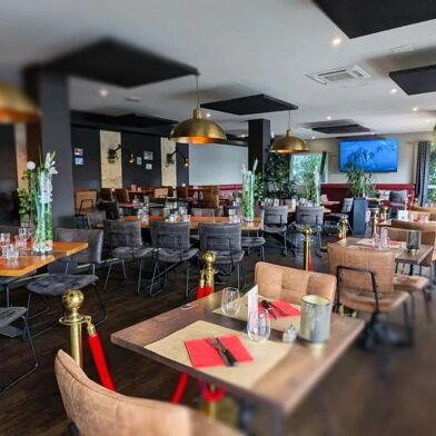 Commerce 4 pièces 243000 €