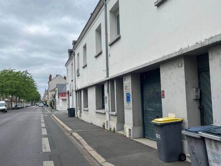Bureau À Louer — photo 1