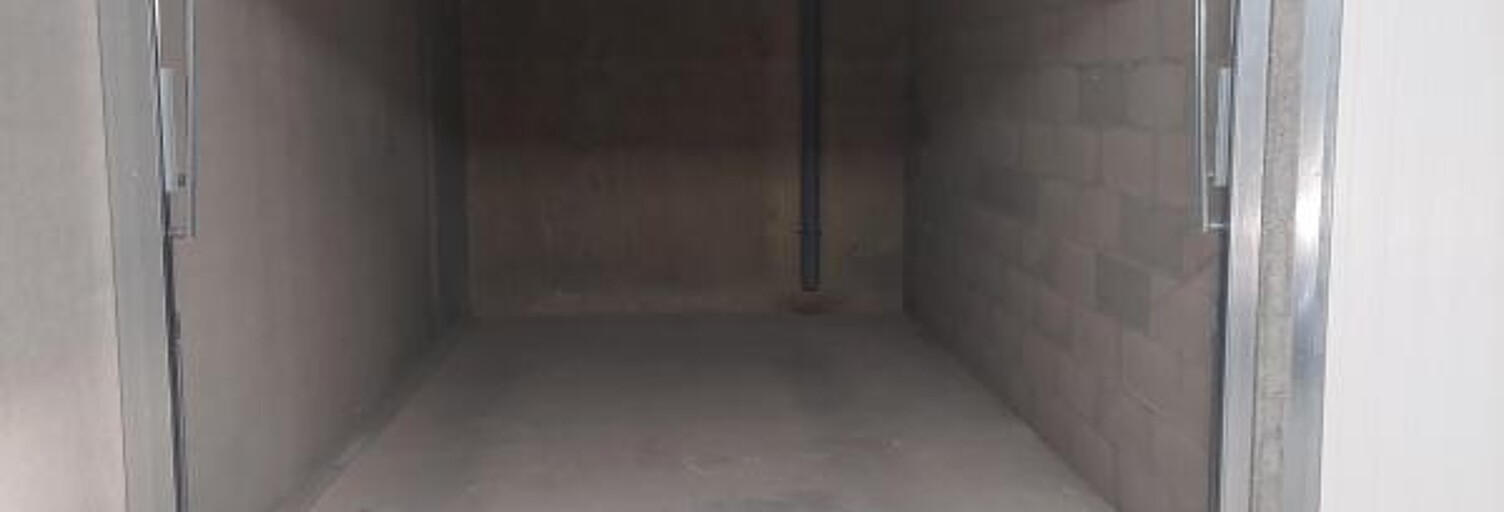 Commerce   m² à louer à Villefranche-sur-Saône (69400)