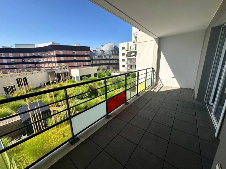 Jaude appartement de type 3 avec terrasse et stati — photo 1
