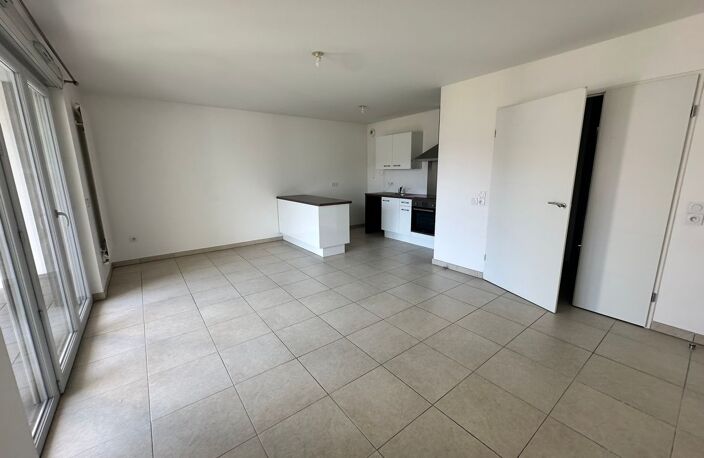 Jaude appartement de type 3 avec terrasse et stati — photo 2