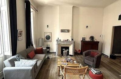 Appartement À Vendre — photo du bien