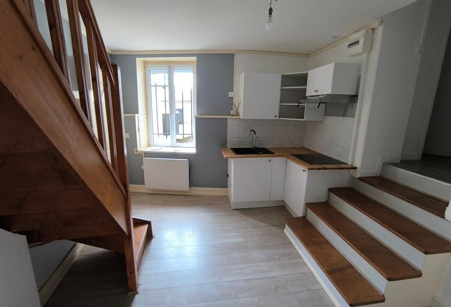 Maison À Vendre — photo 1