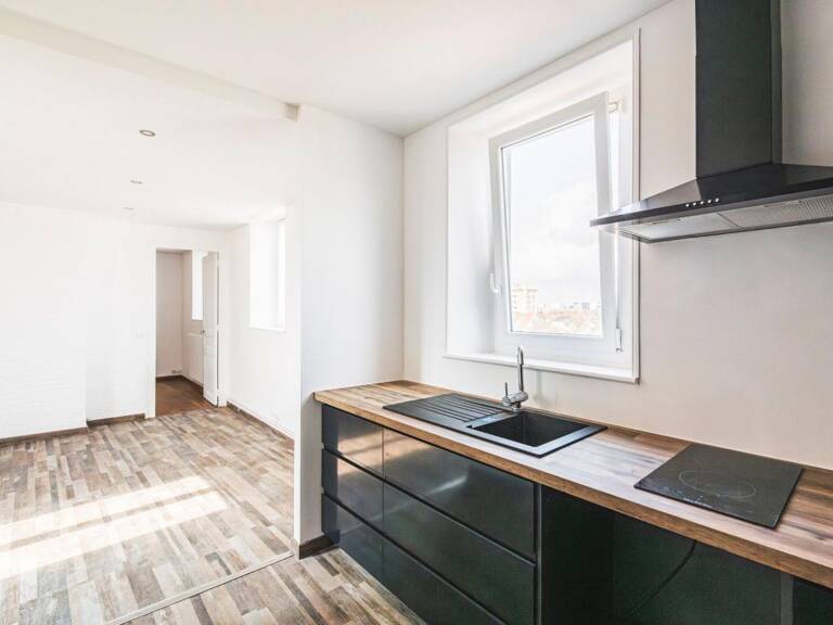 Appartement À Vendre — photo 1