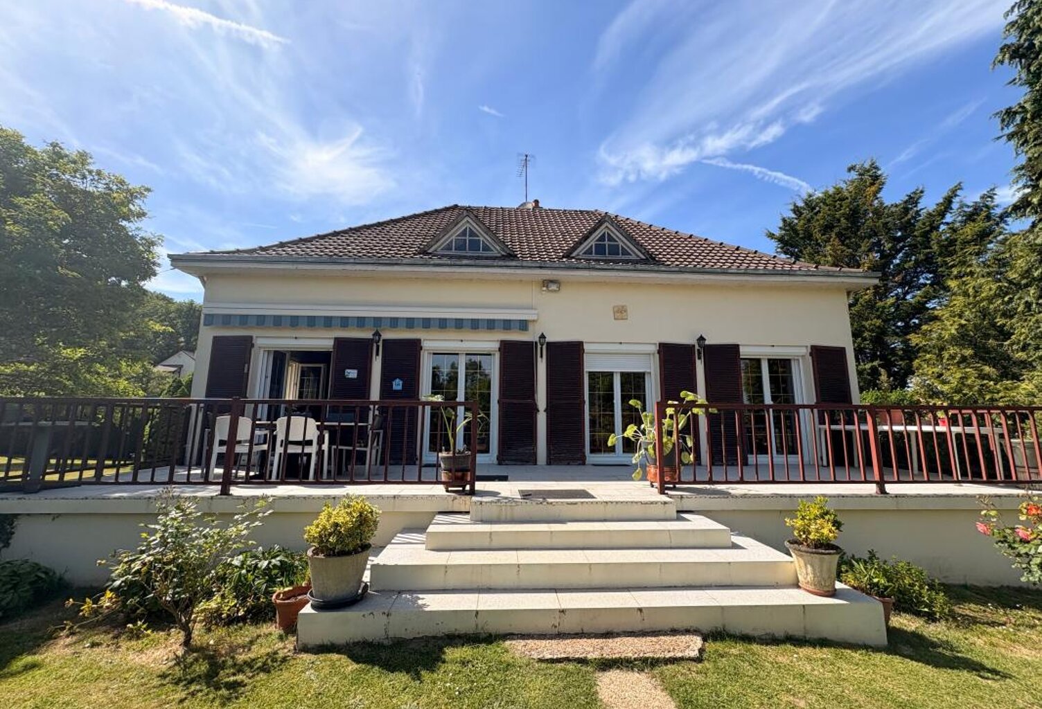 Maison À Vendre — photo 1