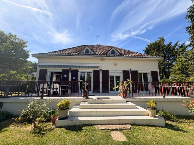 Maison À Vendre — photo 1