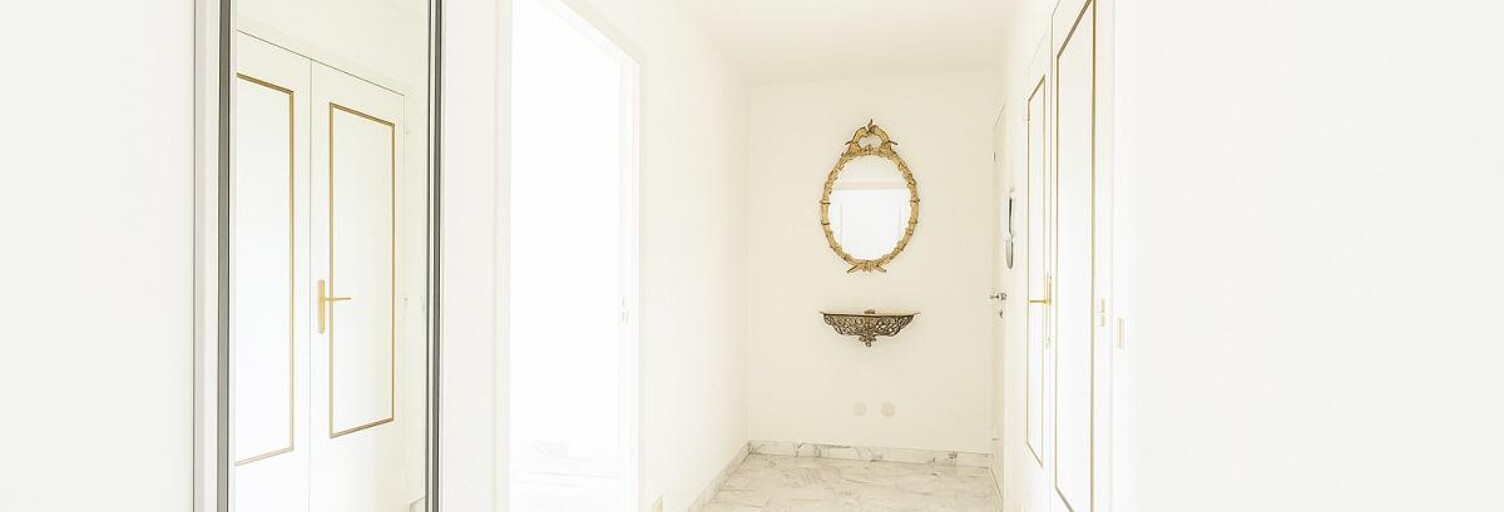 Appartement 2 Pièces 53 m² à vendre à Saint-Laurent-du-Var (06700)