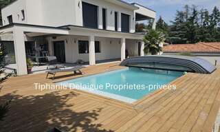 Maison 10 Pièces 328 m² à vendre à L'Étrat (42580)