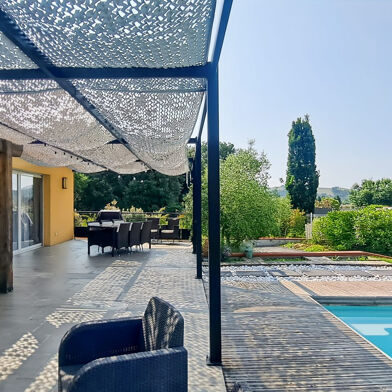 Maison 5 pièces 374000 €