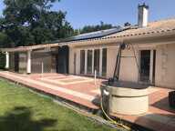 GITE 8 CHAMBRES PISCINE COUVERTE ET GRAND TERRAIN 2700 m2 — photo 2
