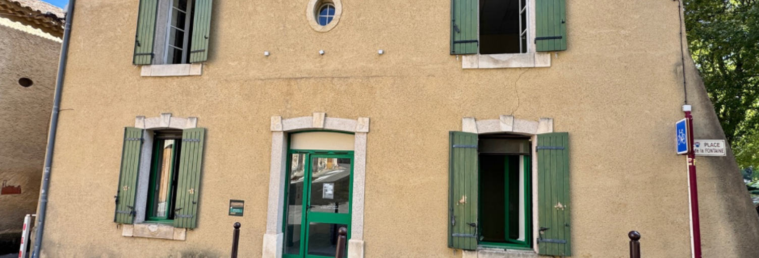 Immeuble  74 m² à vendre à Laudun-l'Ardoise (30290)